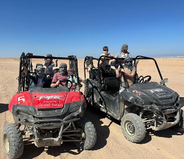 Safari dans le désert à Hurghada : quad, buggy, jeep ou chameau ?